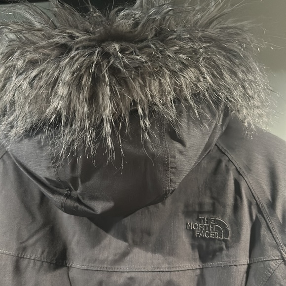 North Face Parka - Picture 3 of 3